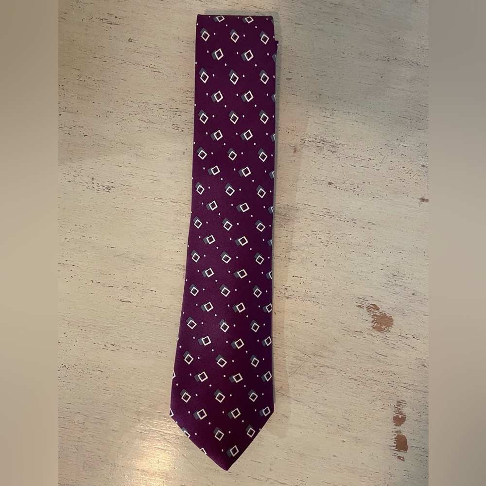 Polo Ralph Lauren Hand Made in USA Vintage Diamond Print Tie in Burgundy (Multi)